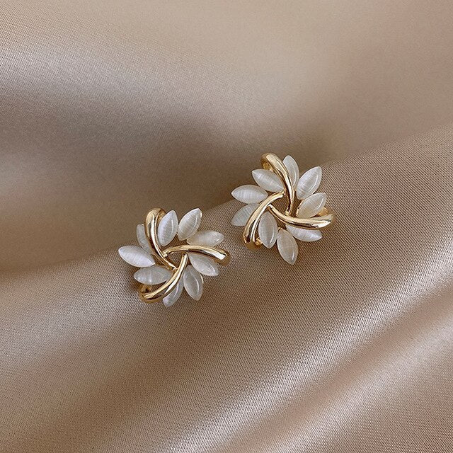 ラグジュアリー オパールピアス