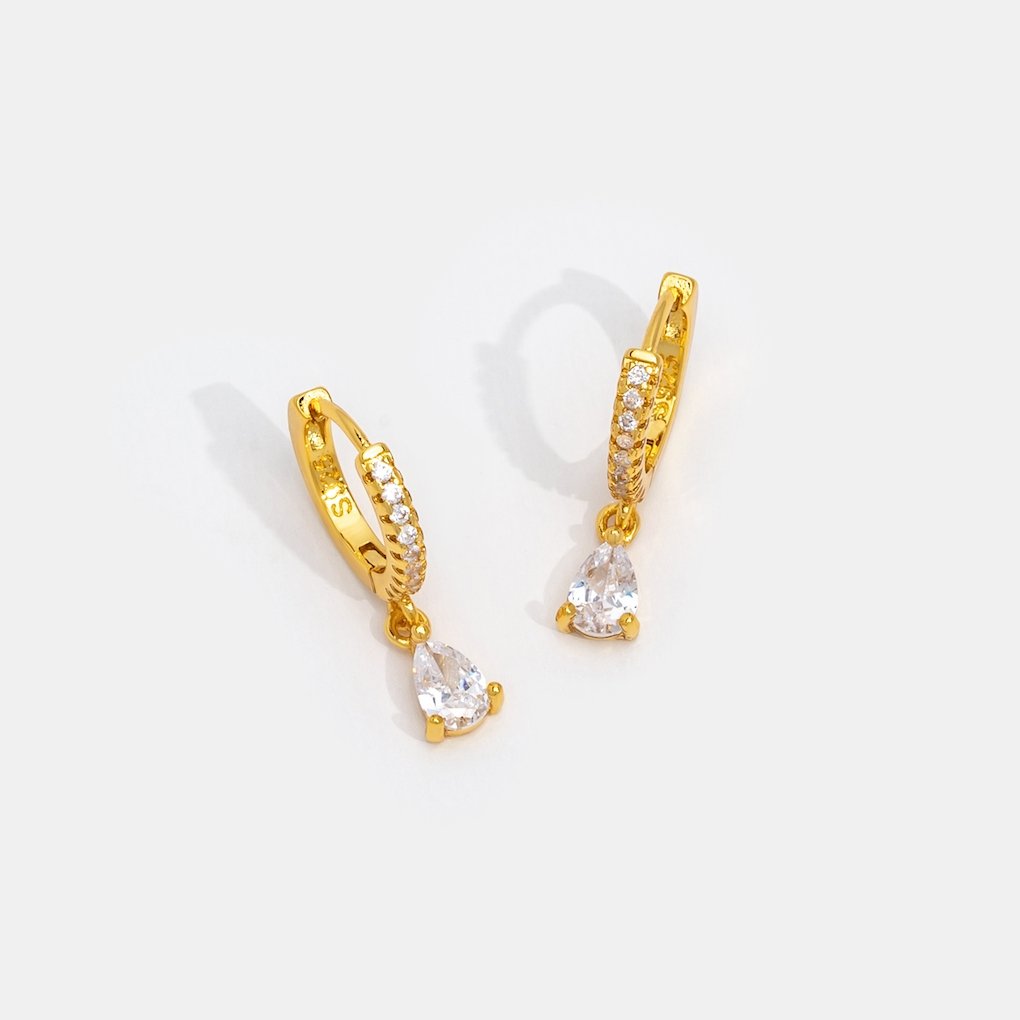 プレミアム クリスタルピアス