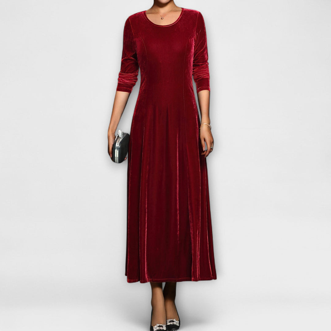 April | Soft velvet dress