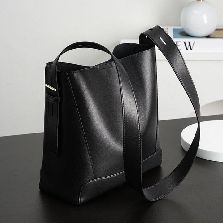Ivresse Élégance Handbag