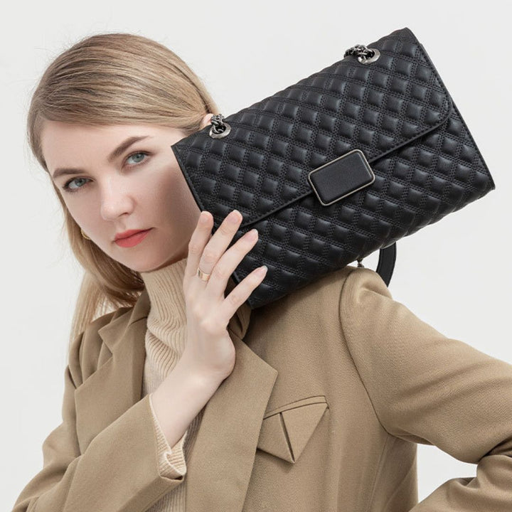 Illustrious Pearl Handbag