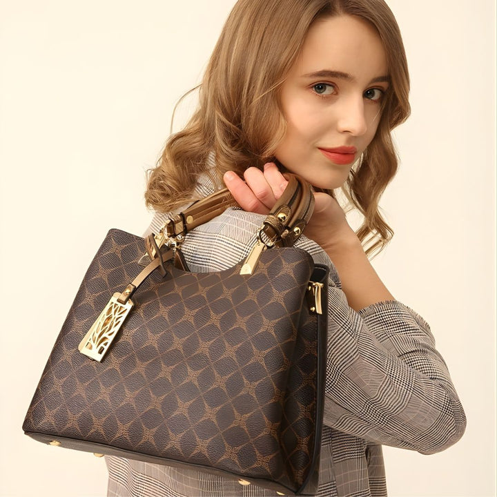 Éclat Secret Handbag