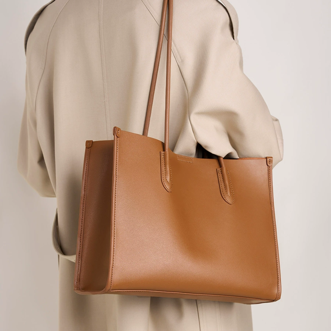 Hearth Lark Handbag