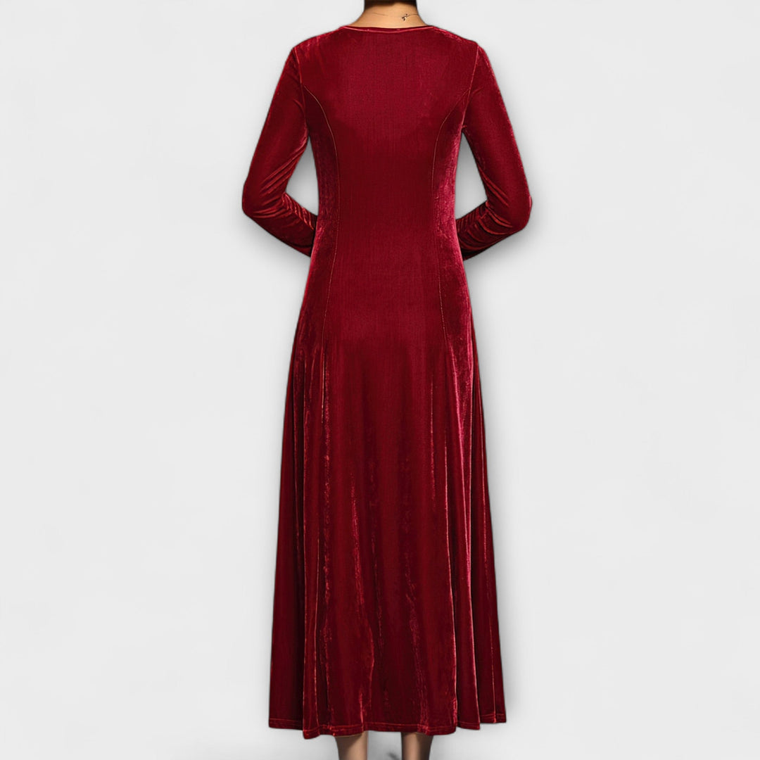 April | Soft velvet dress
