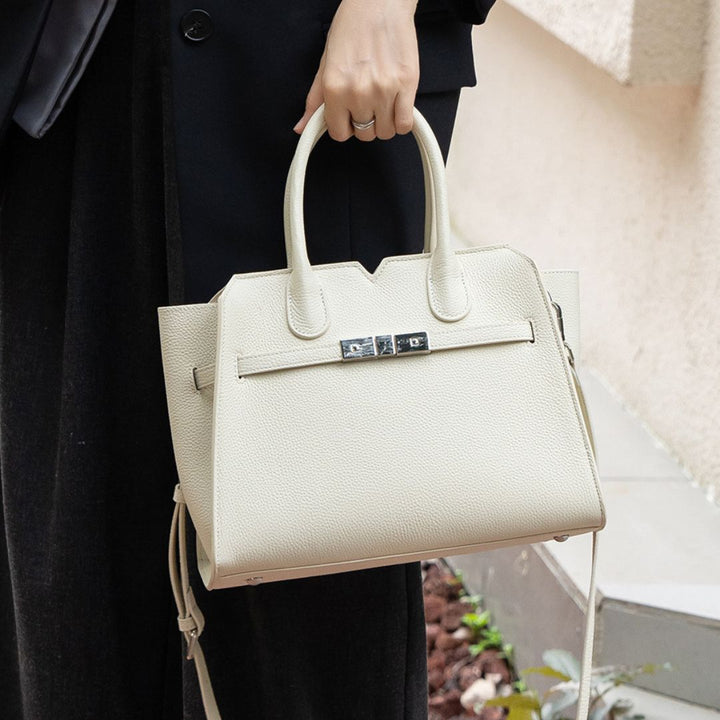 Perle d'Élégance Handbag