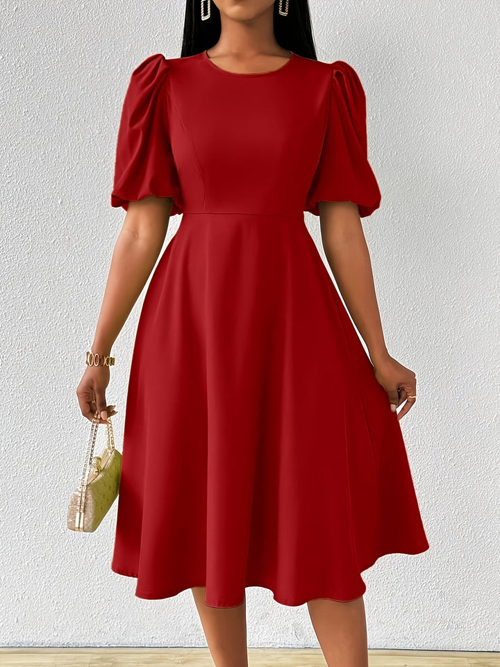 Clara Bloom | Refined Black Midi Dress