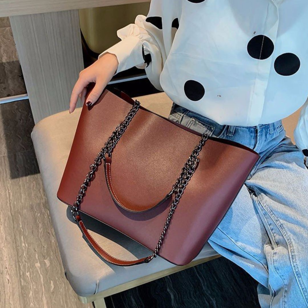 Nuit de Satin Handbag