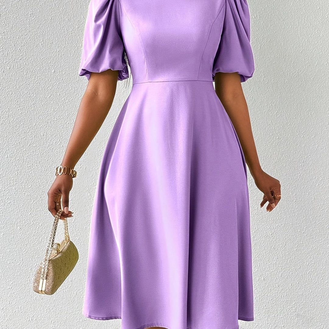 Clara Bloom | Refined Black Midi Dress