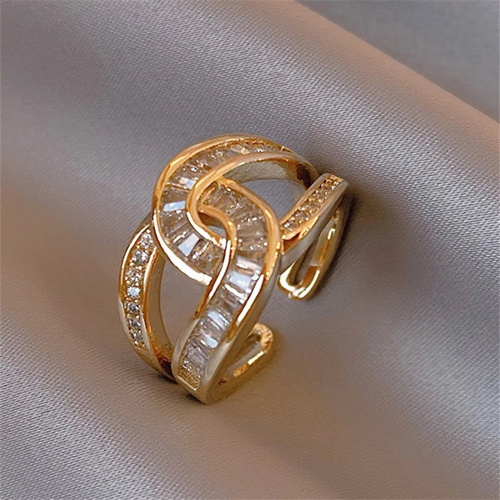 Haylee - Fashion Loop Ring