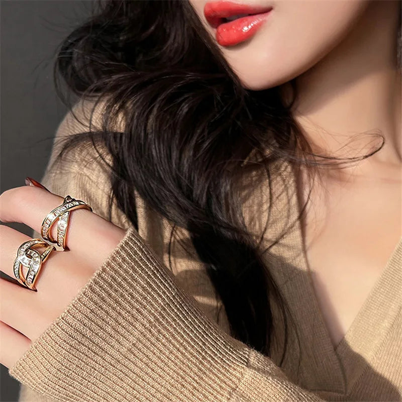 Haylee - Fashion Loop Ring