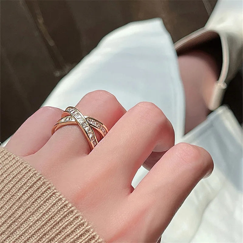 Haylee - Fashion Loop Ring