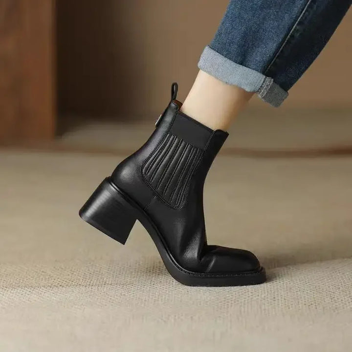 Reloria™| Round Toe Boots