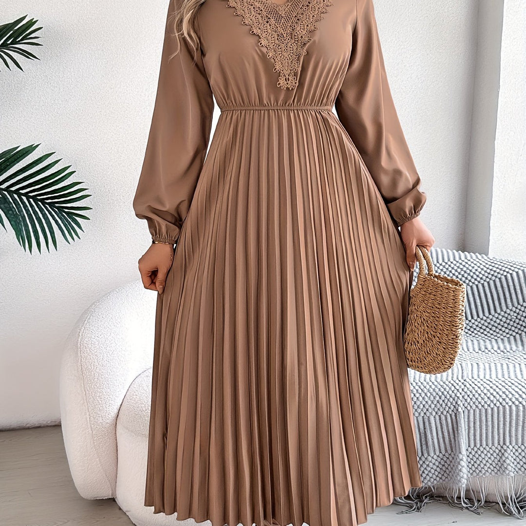 Rosalind Quinn | Lace V-Neck A-Line Dress