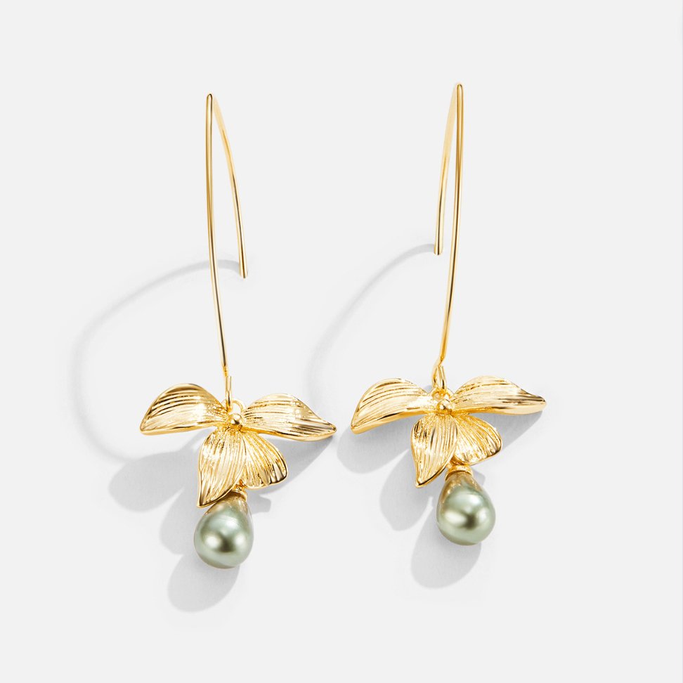 ジェイド＆ペタルドロップピアス